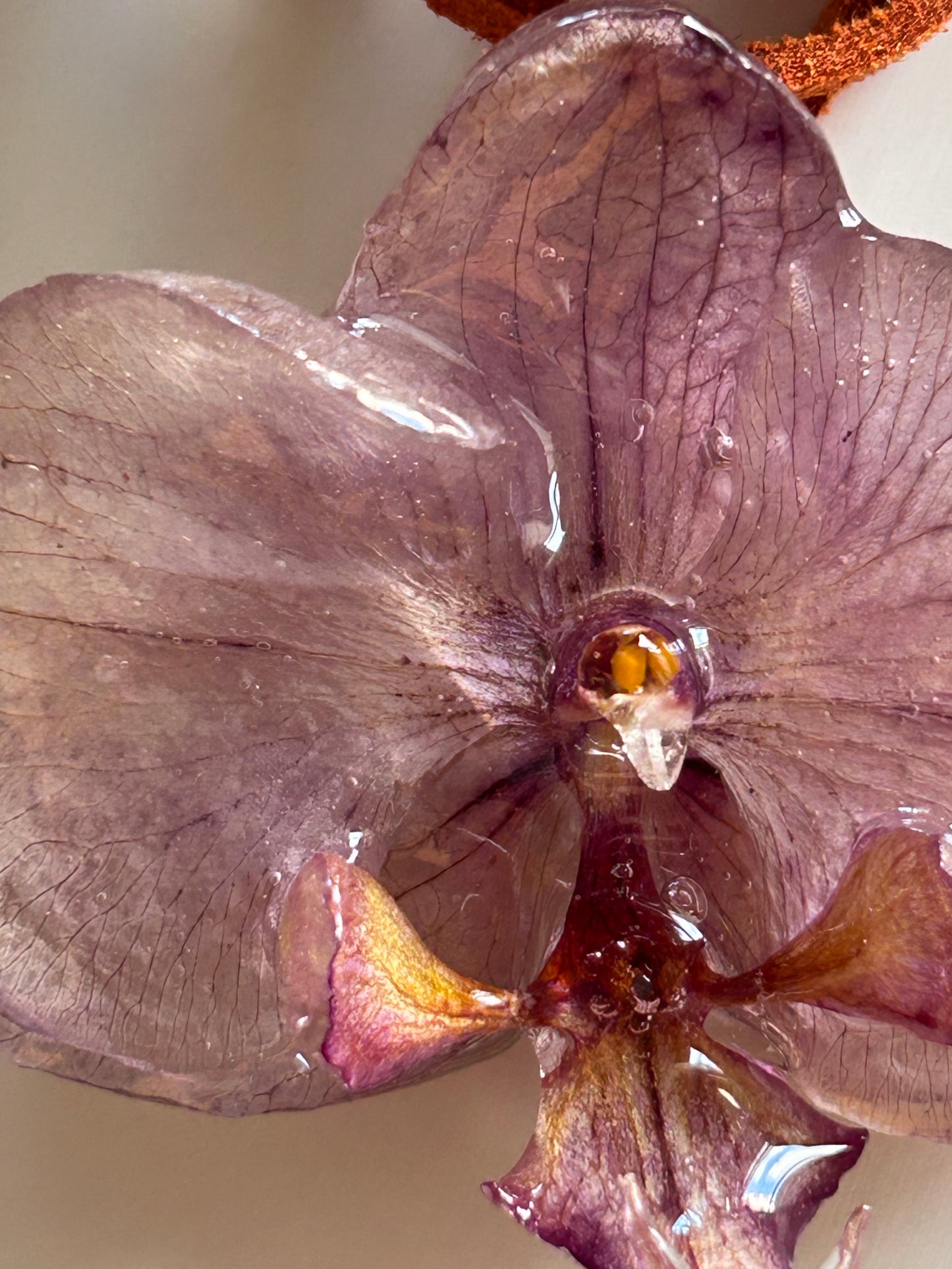 mini orchid choker