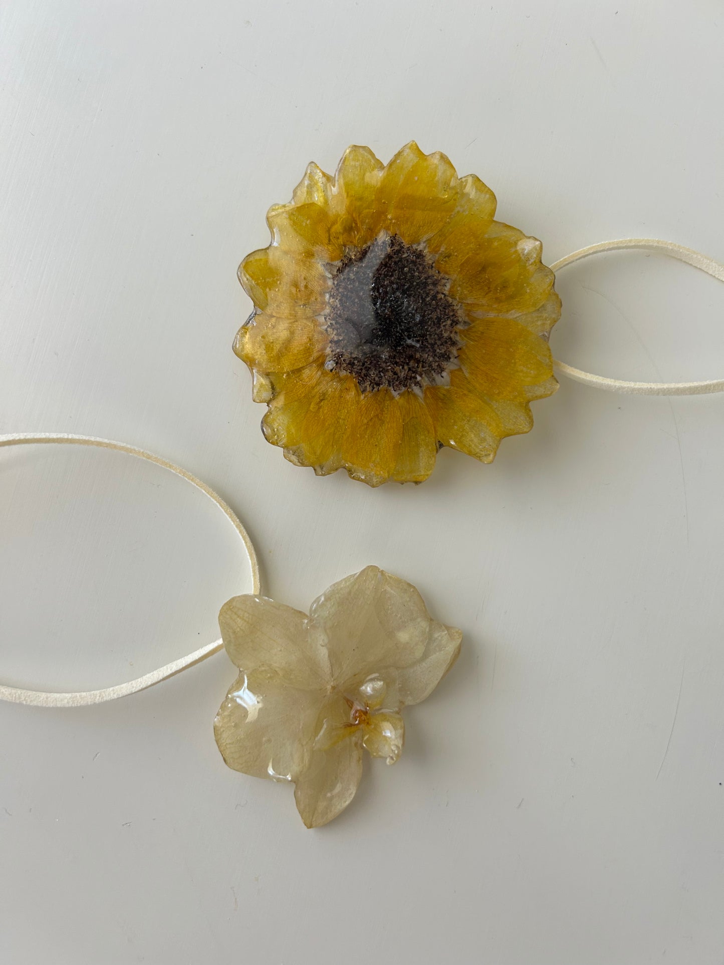 orchid choker