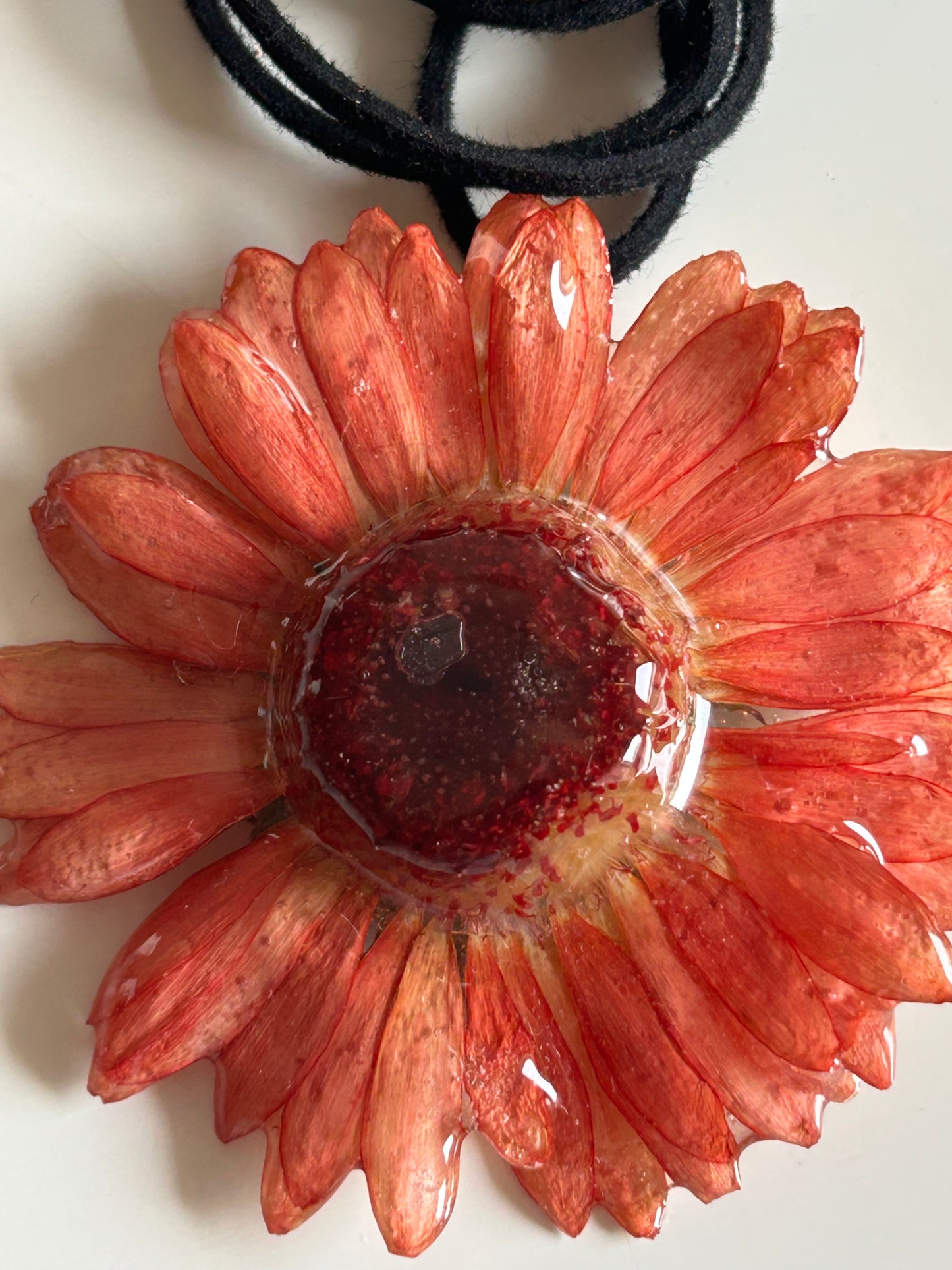 gerbera choker