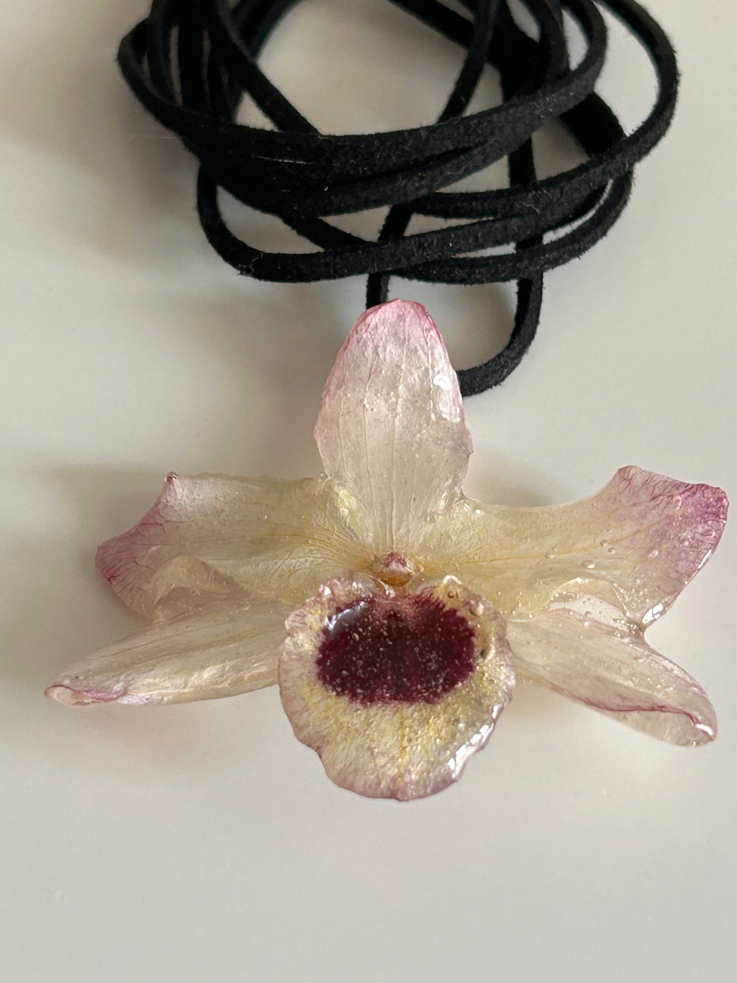 mini dendrobium orchid choker