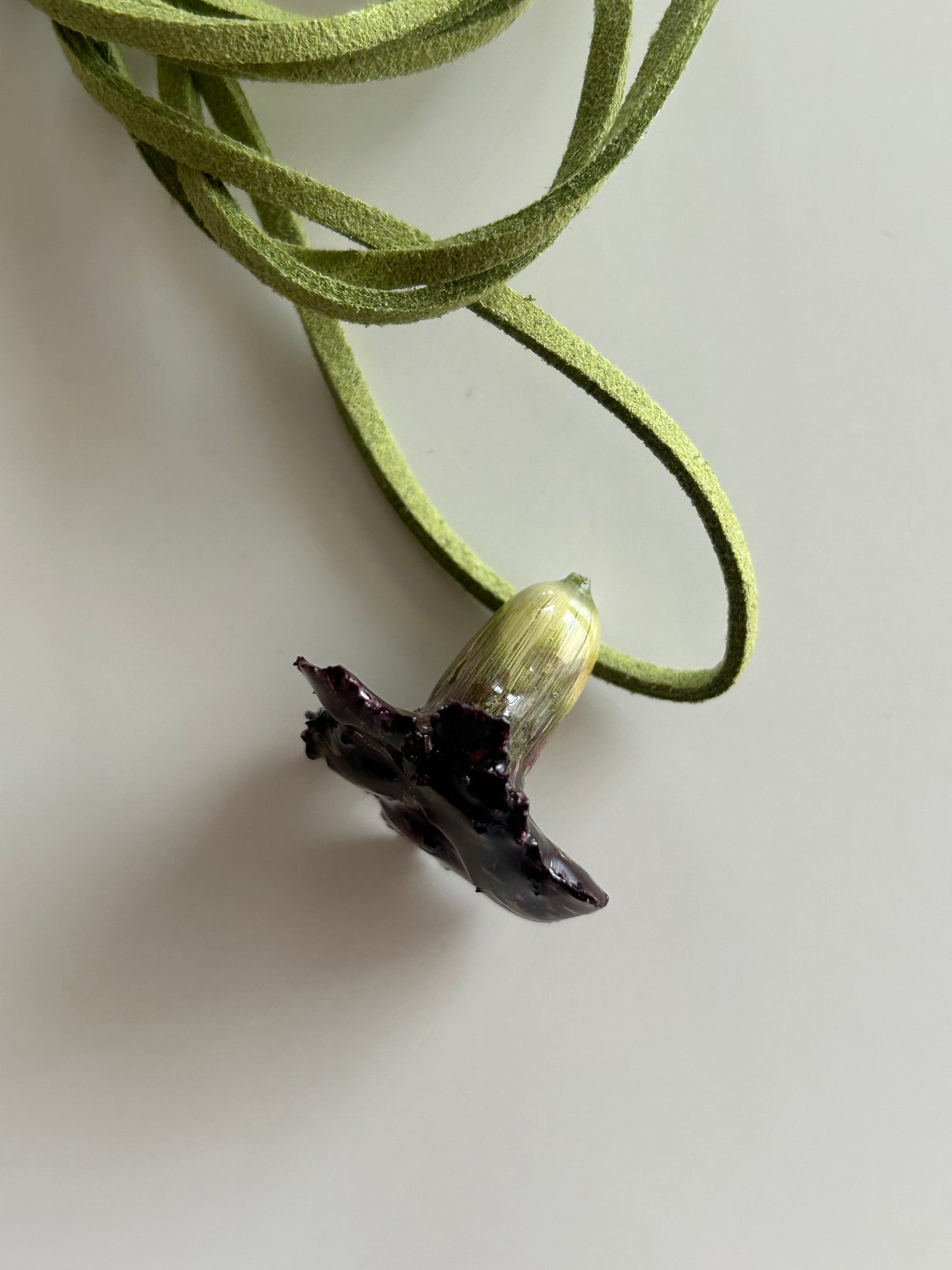 fio cravina vermelha