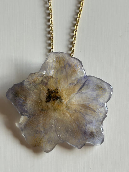 delphinium gold necklace