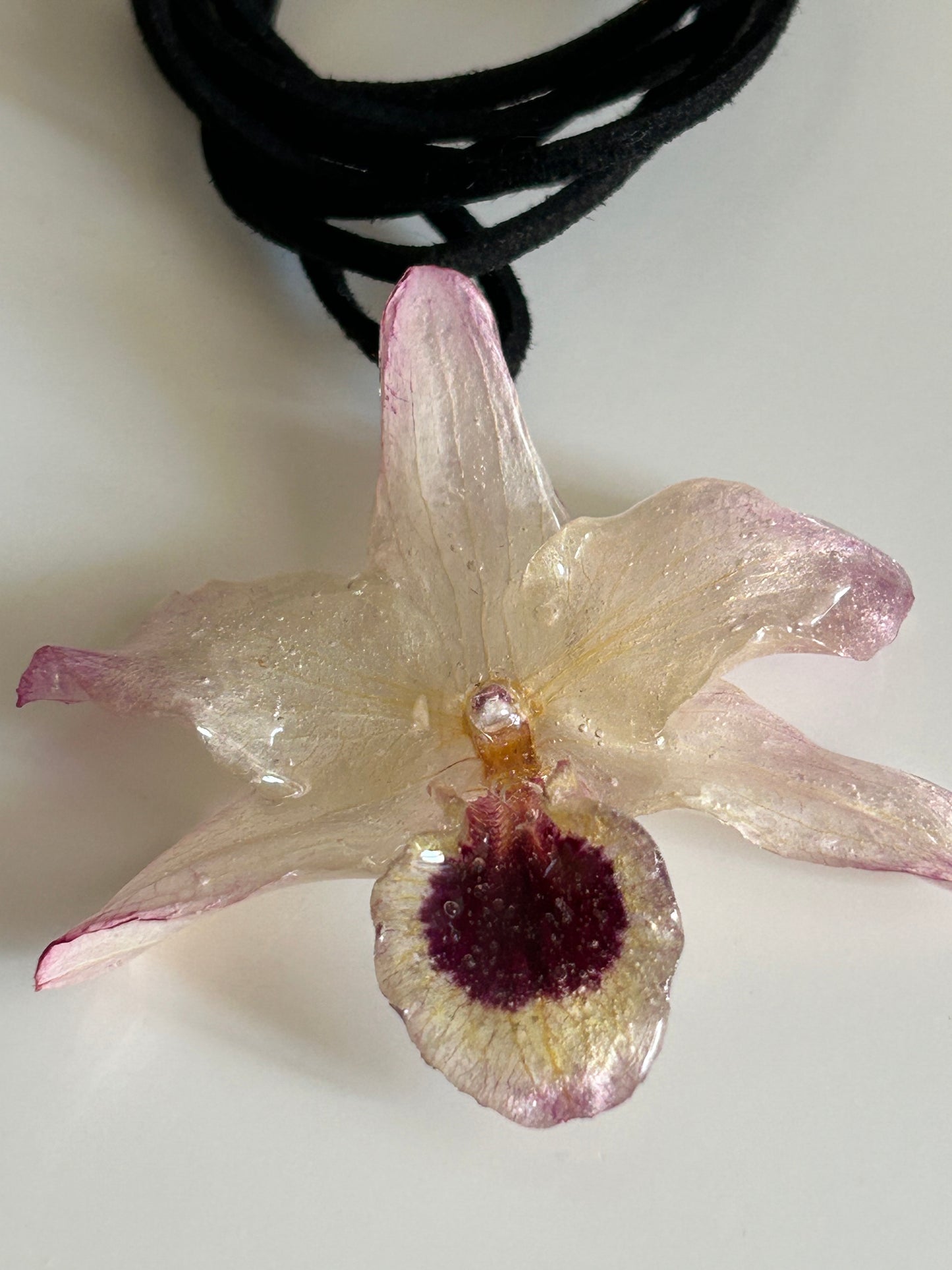 mini dendrobium orchid choker
