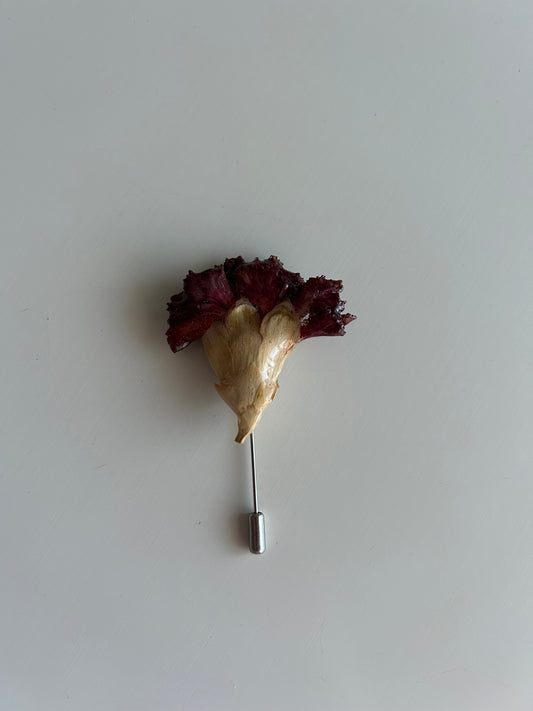 pregadeira cravo vermelho