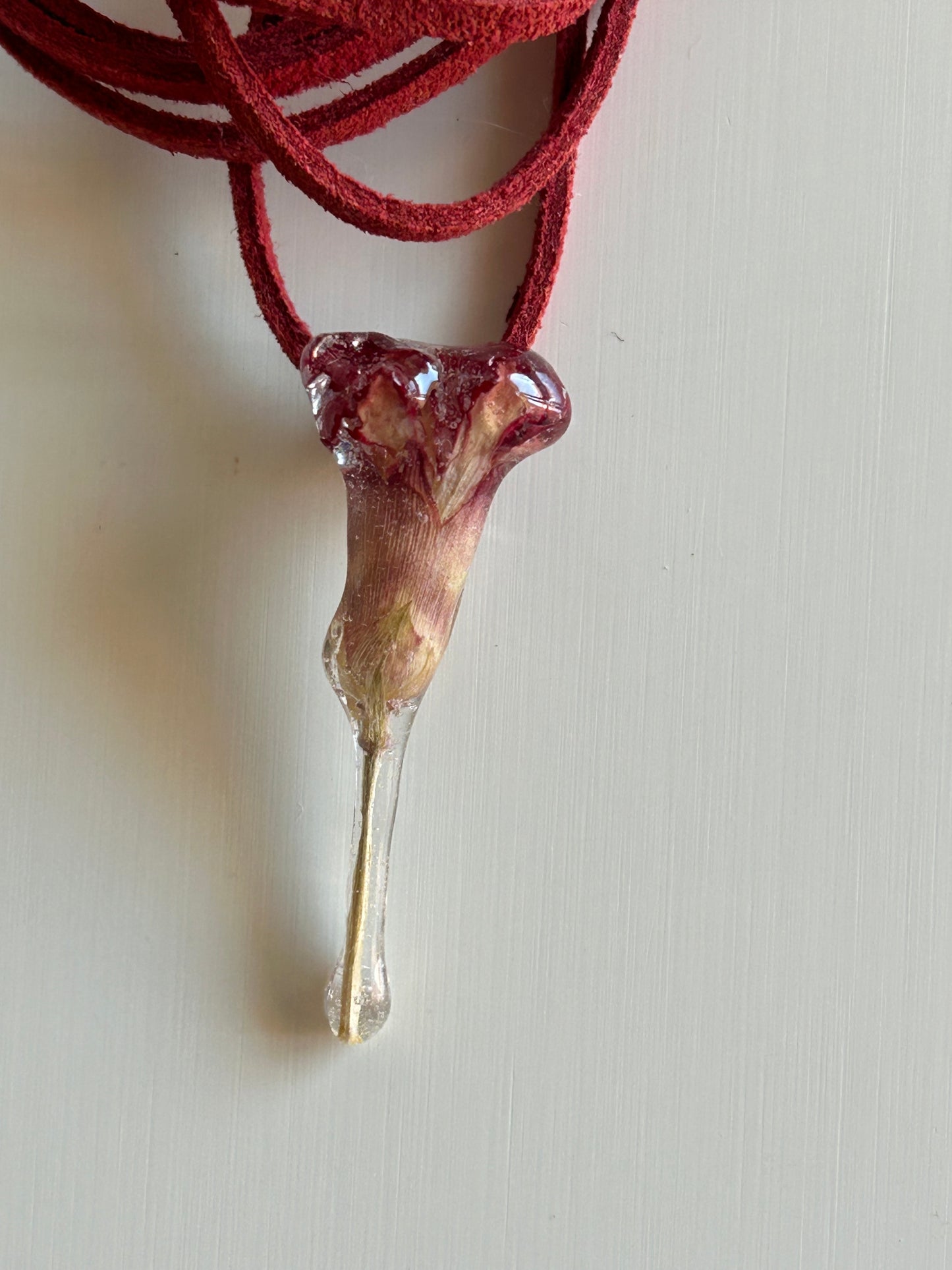 fio mini cravo vermelho