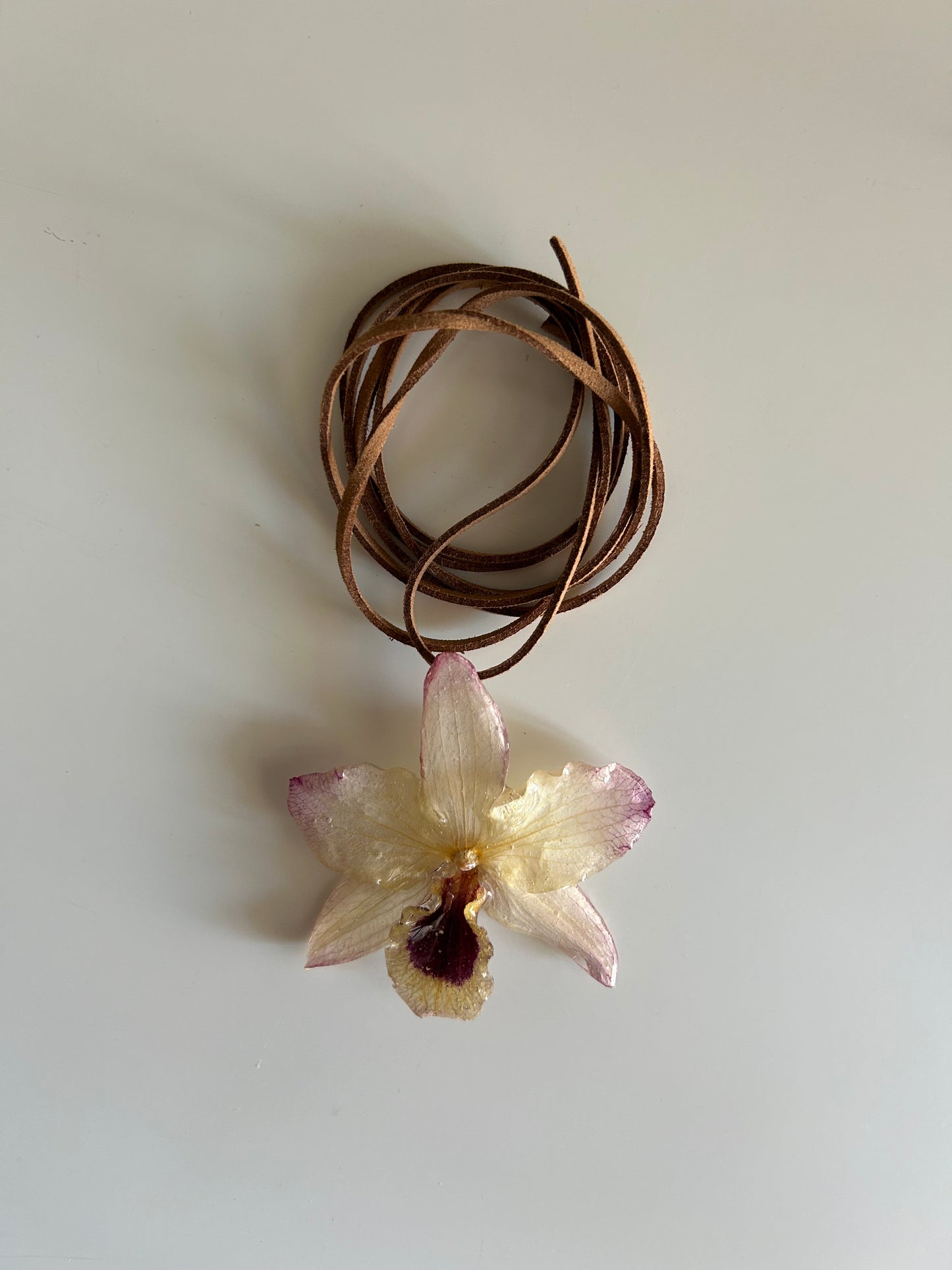 mini dendrobium orchid choker