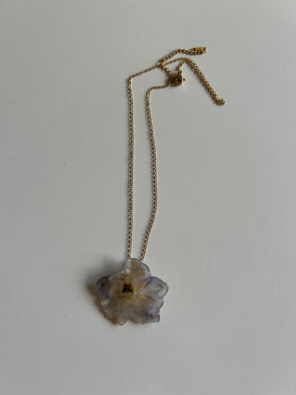 delphinium gold necklace