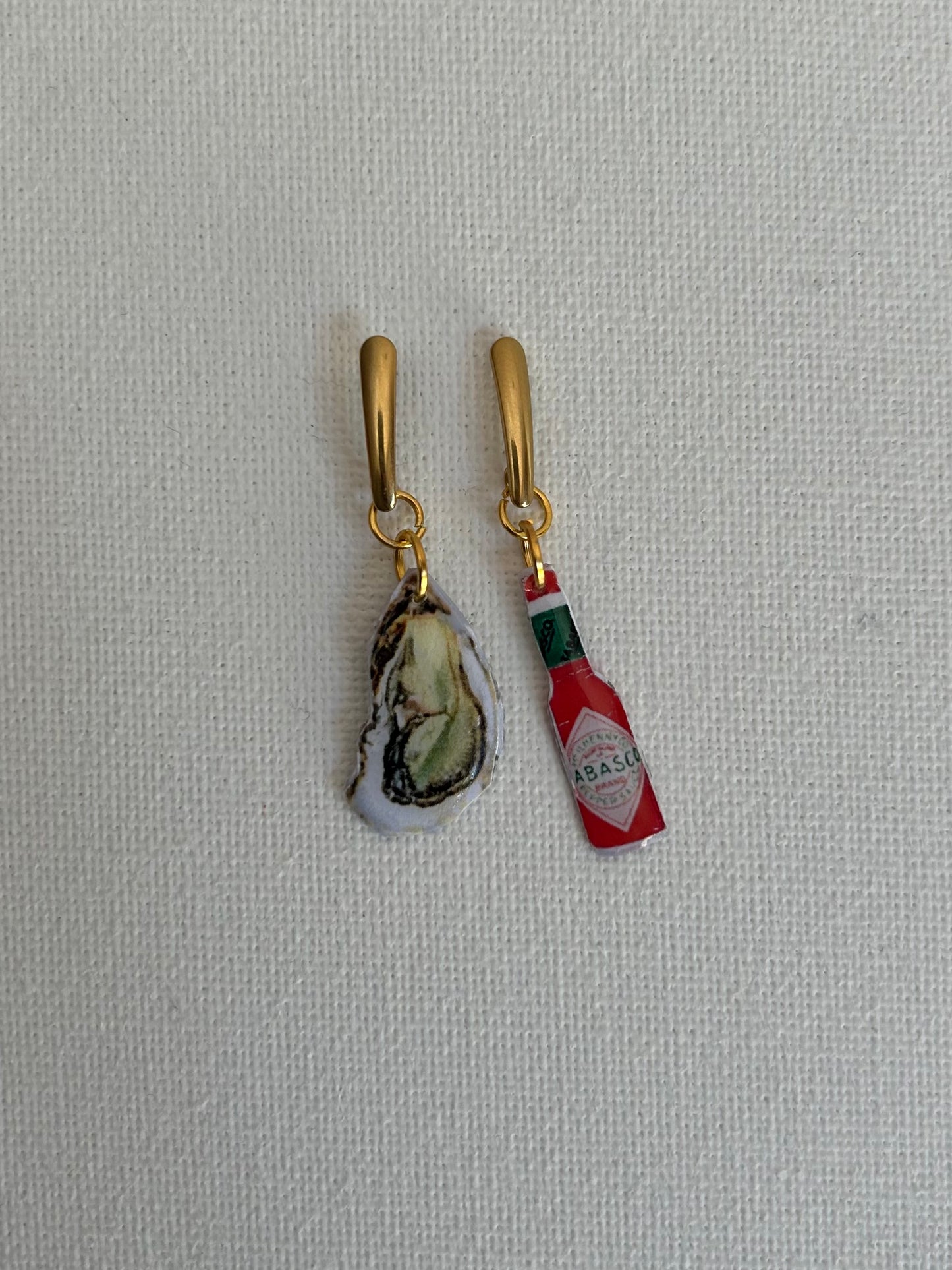 spicy oyster earrings