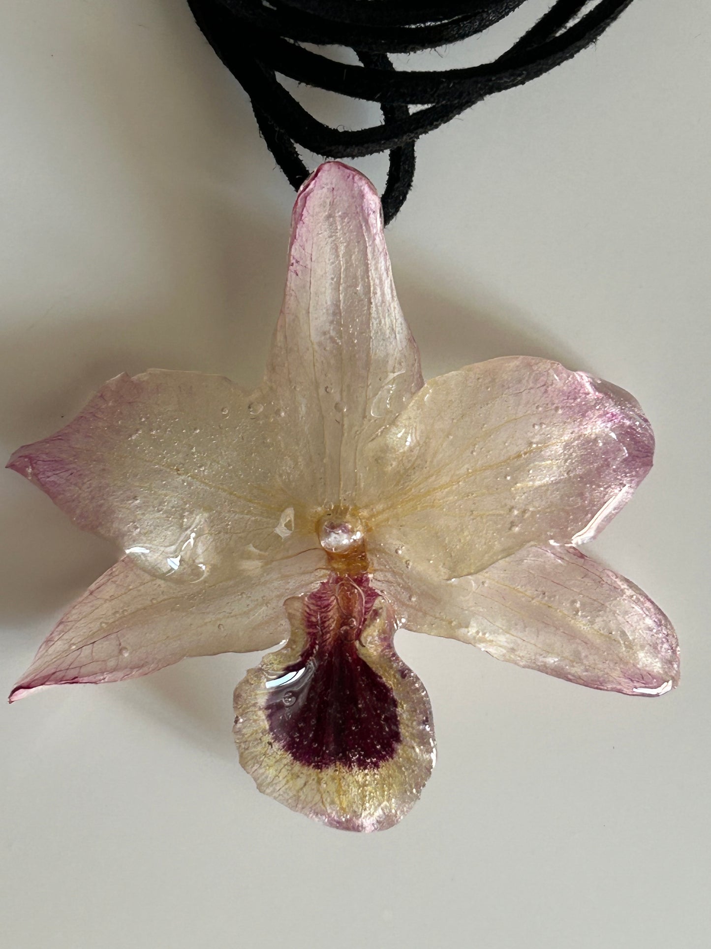 mini dendrobium orchid choker