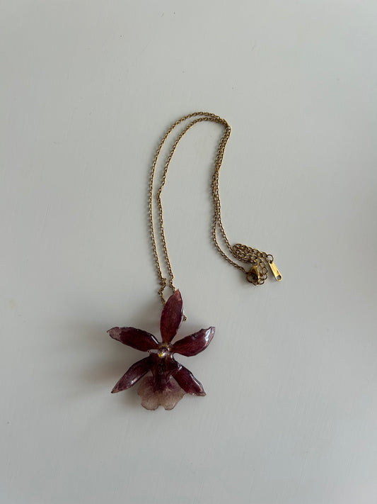 GABRIELA orchid necklace