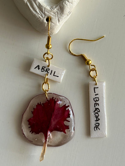 brincos abril + liberdade