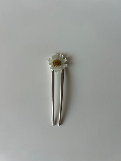 daisy french pin