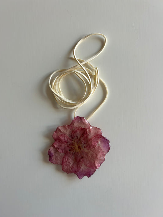 azalea choker