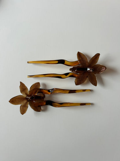 cym orchid french pin