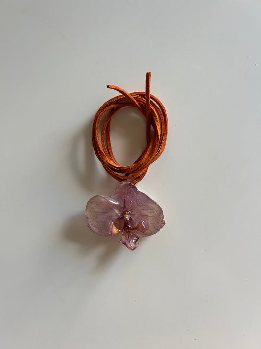 mini orchid choker