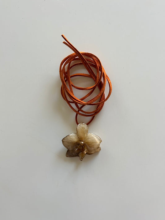 mini orchid choker