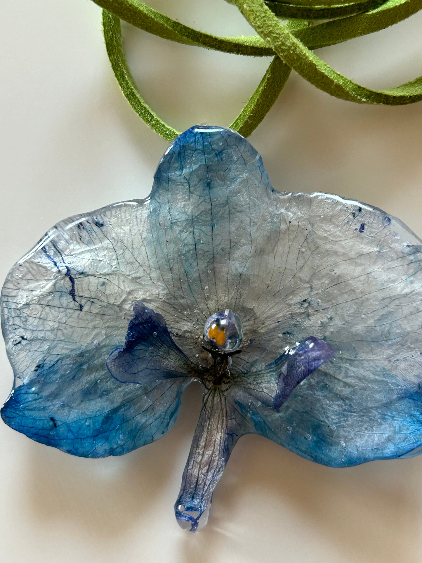 blue moth orchid choker