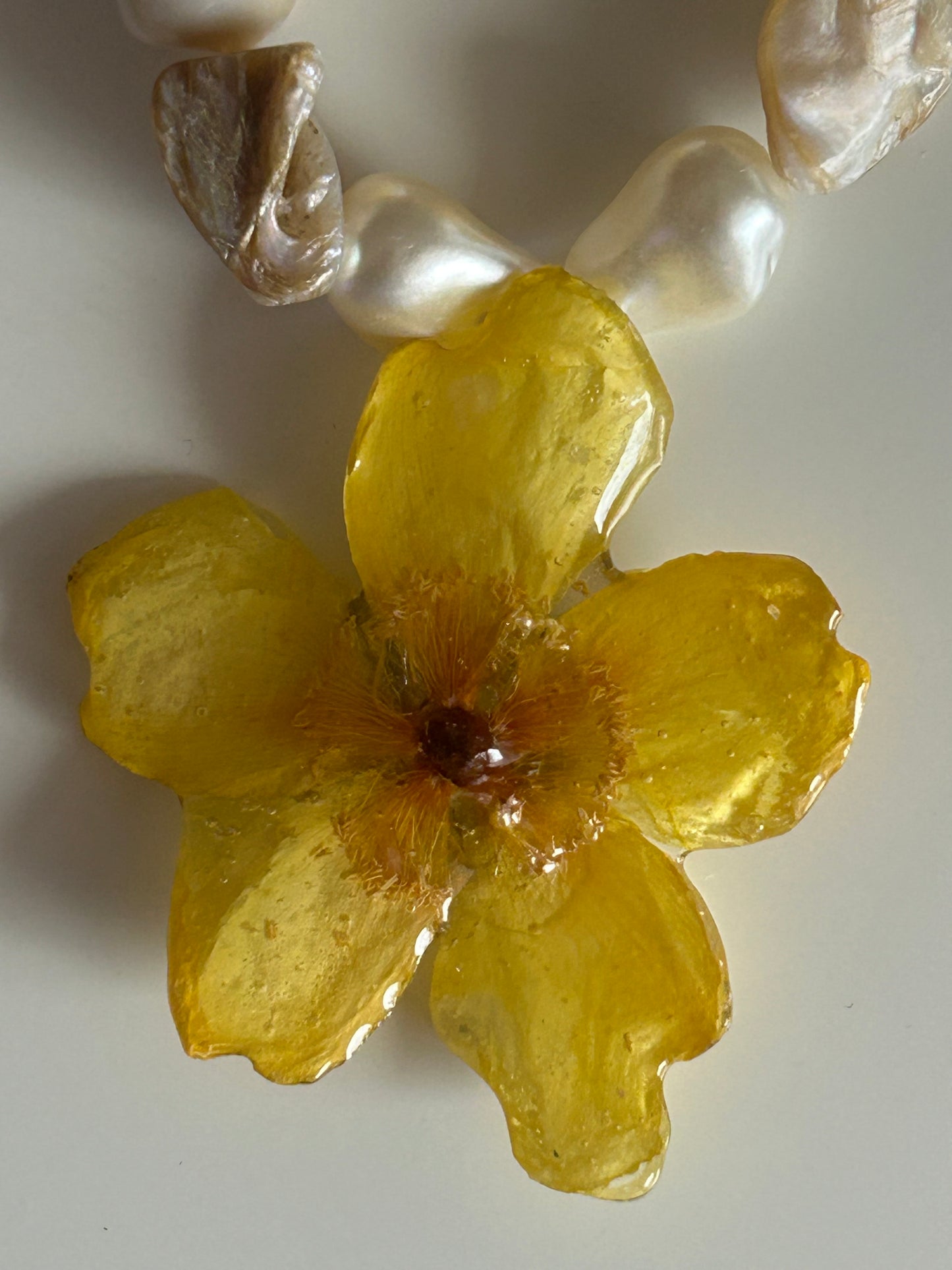 hypericum necklace