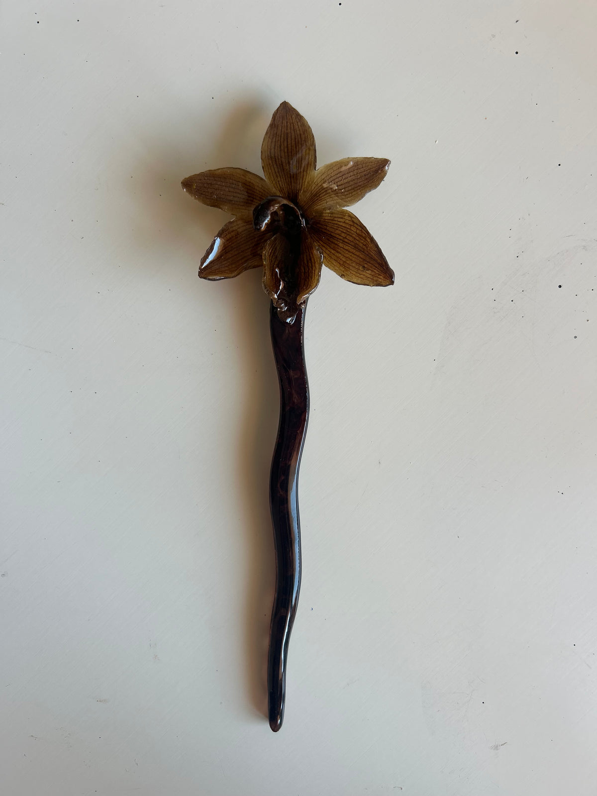 cym orchid hair stick