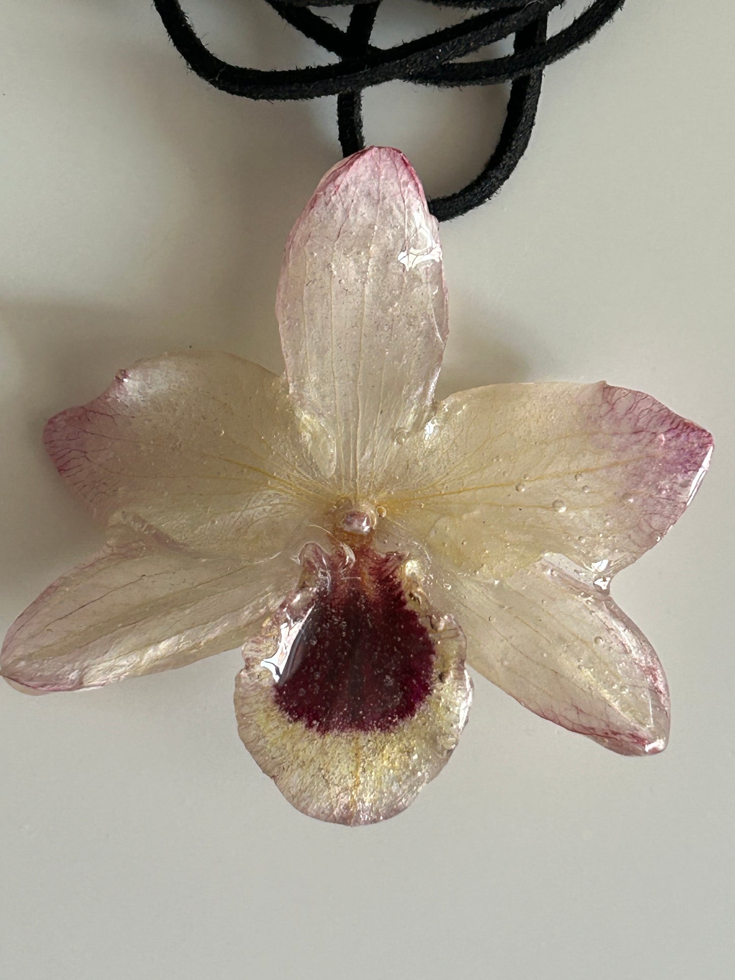 mini dendrobium orchid choker