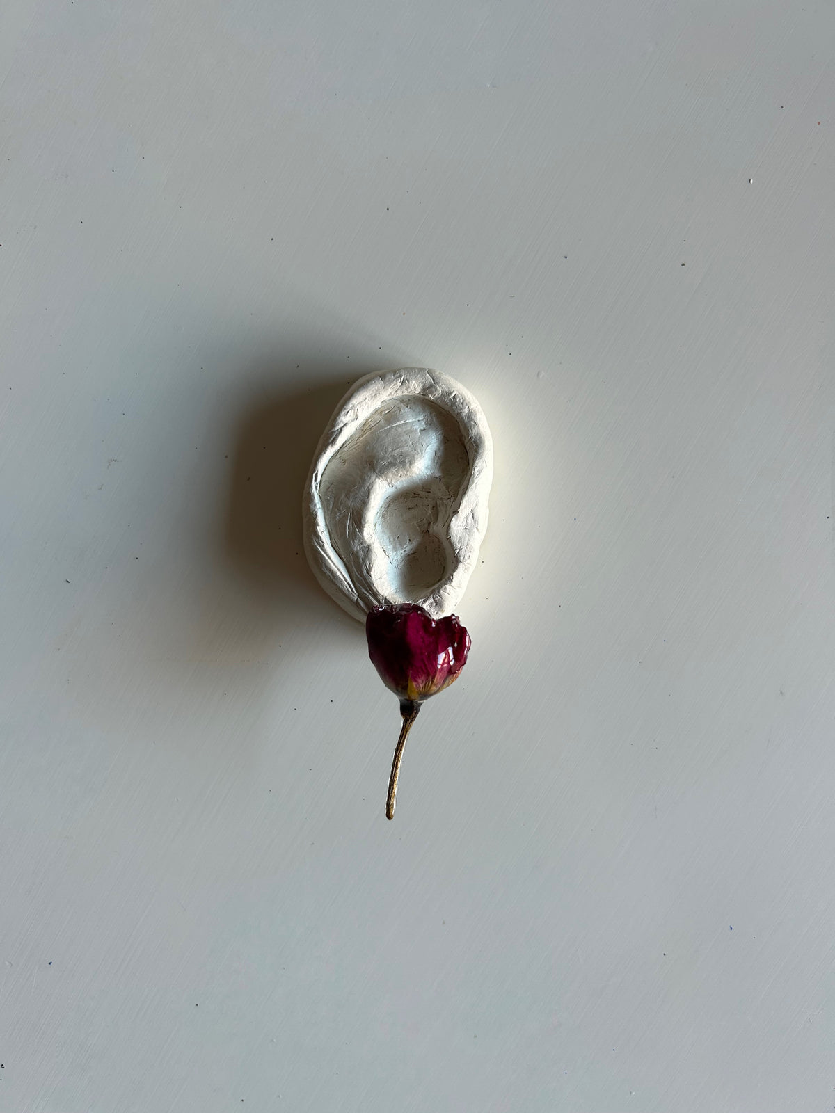 rosas stud earrings