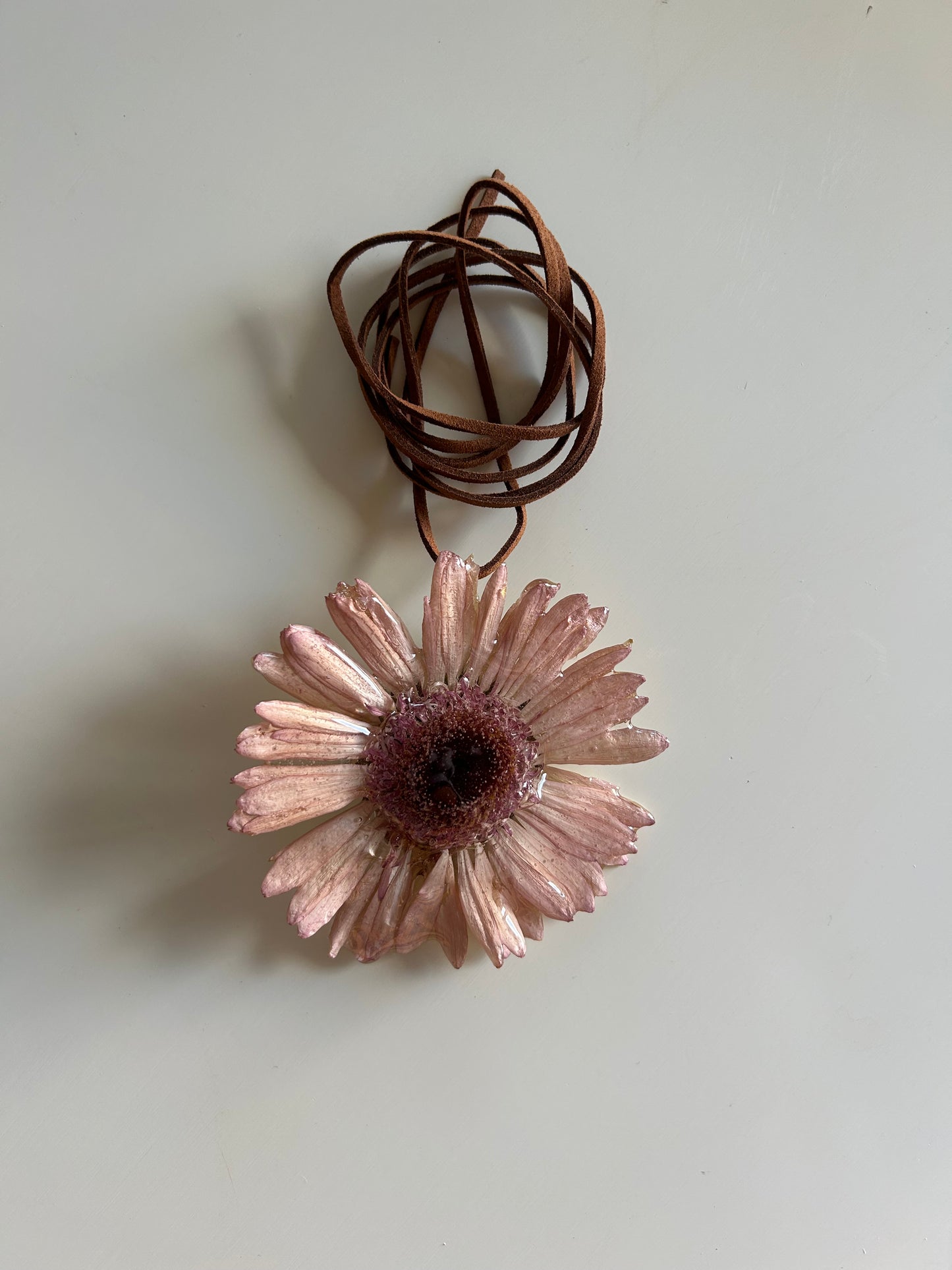 (maxi) gerbera choker