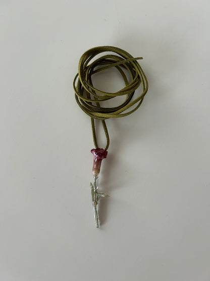 fio cravina vermelha