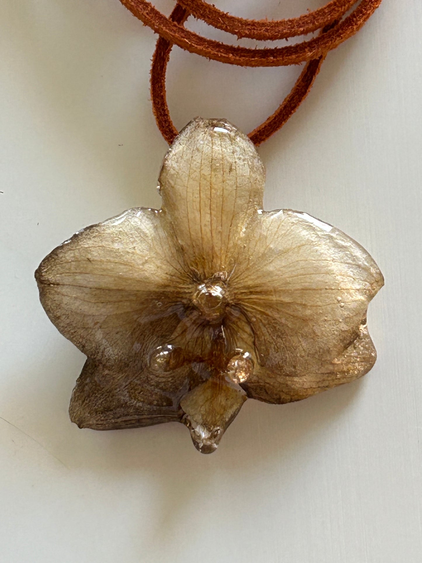 mini orchid choker