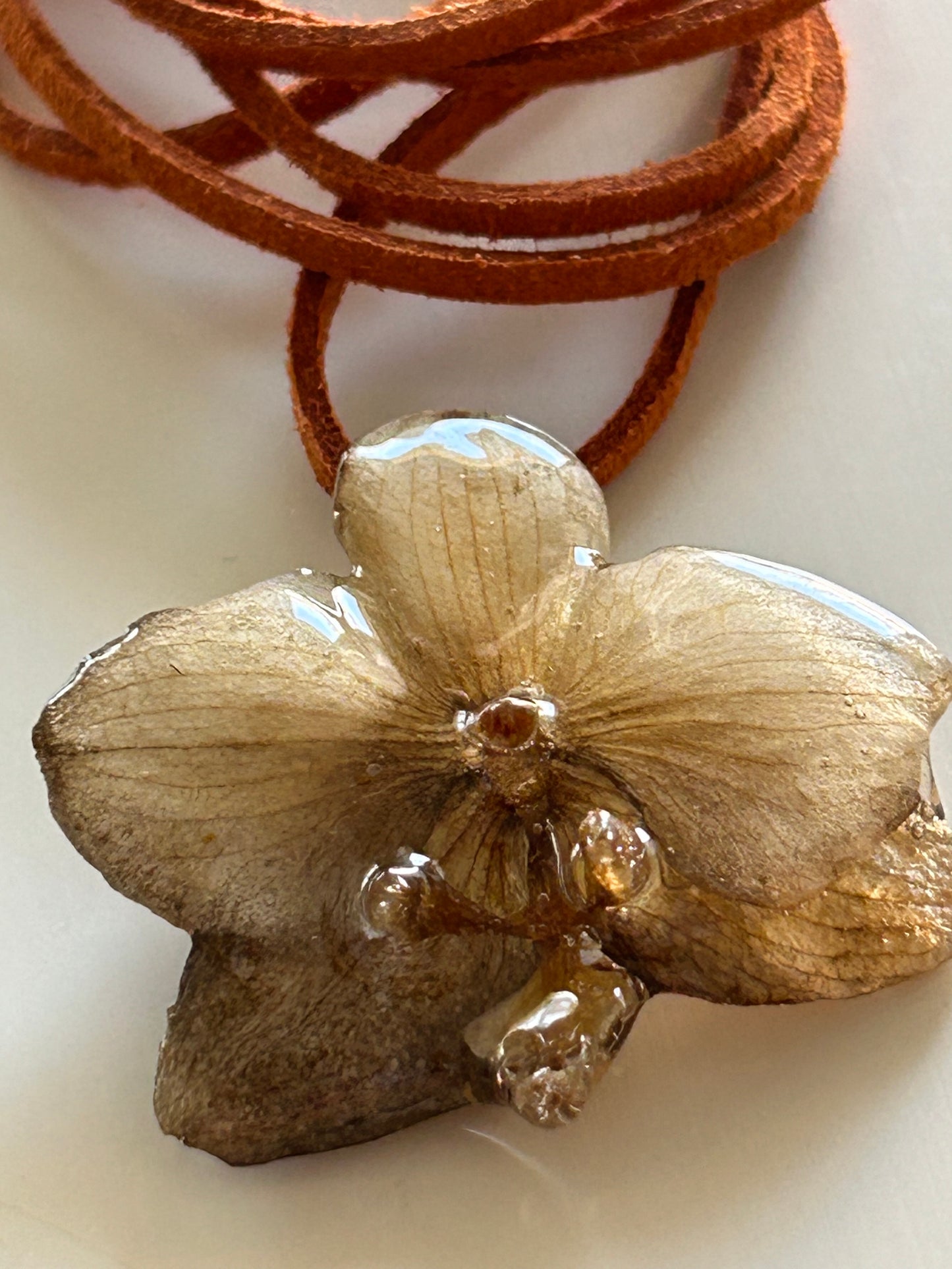 mini orchid choker