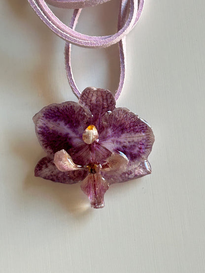 mini purple orchid choker