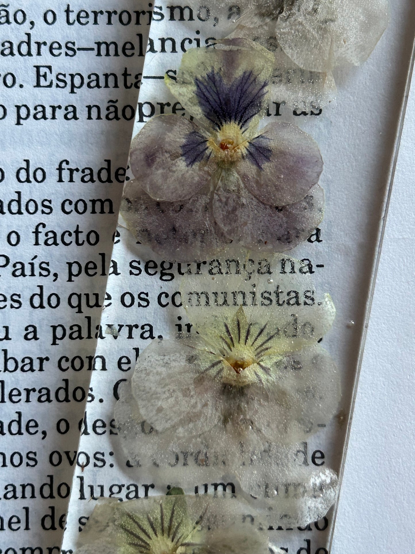 pansies bookmarker