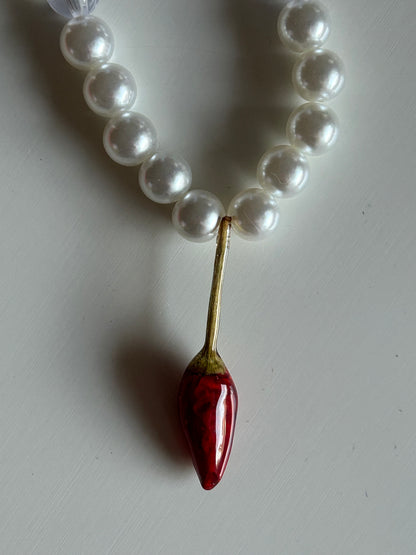 pepper & pearls necklace