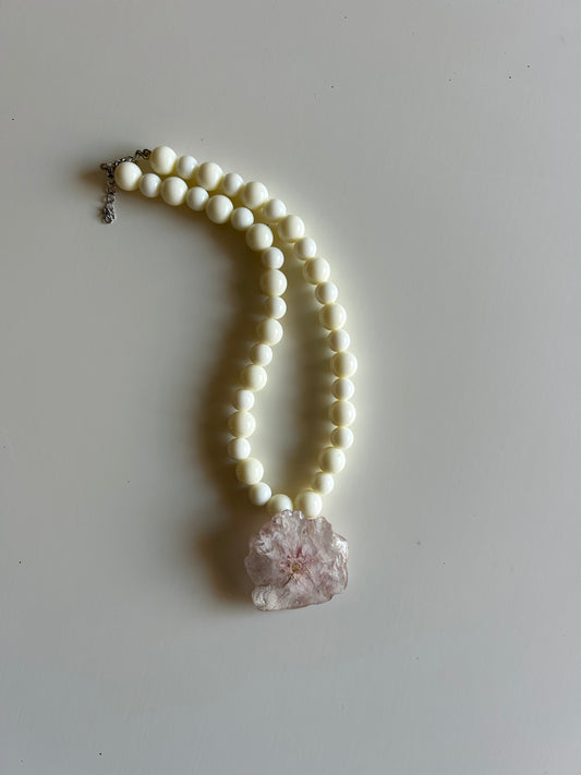 pink bloom necklace