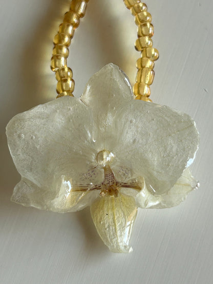 mini orchid amber choker
