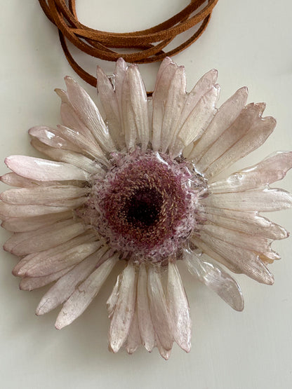 (maxi) gerbera choker