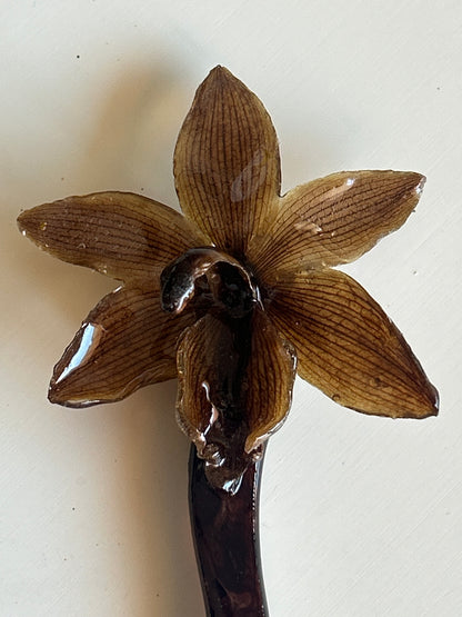 cym orchid hair stick