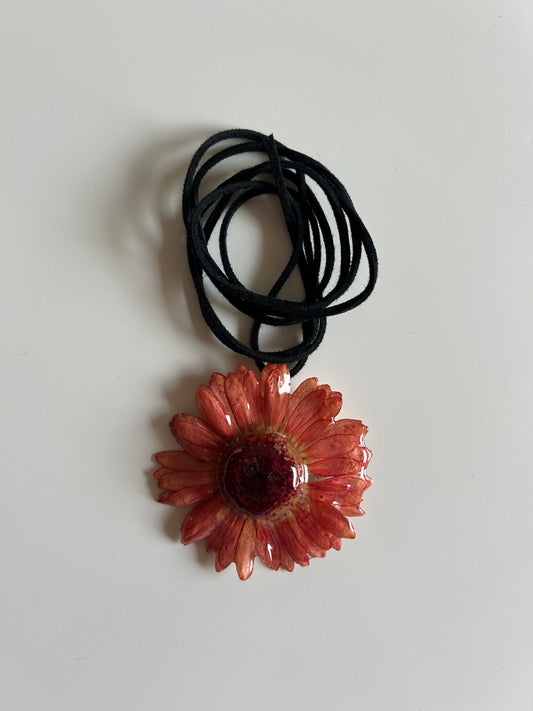 gerbera choker