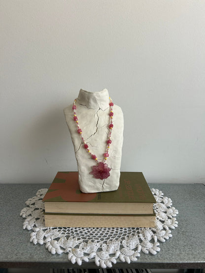 pink bloom necklace