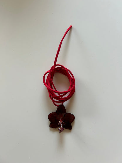 red wine orchid choker