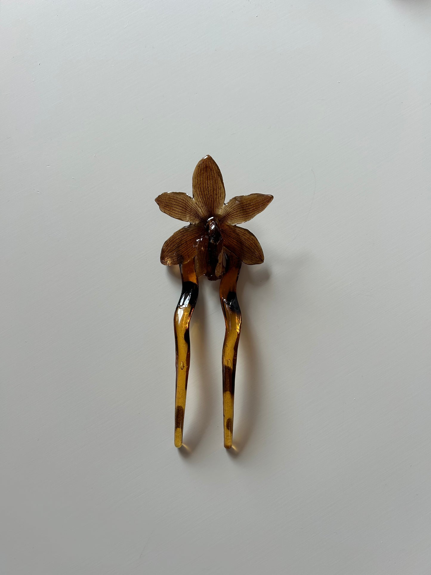 cym orchid french pin