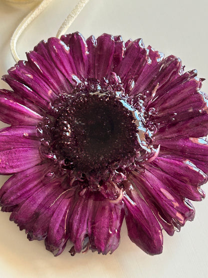 gerbera choker
