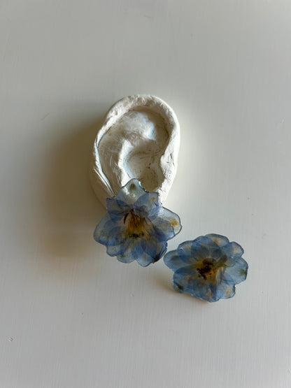 blue velvet stud earrings